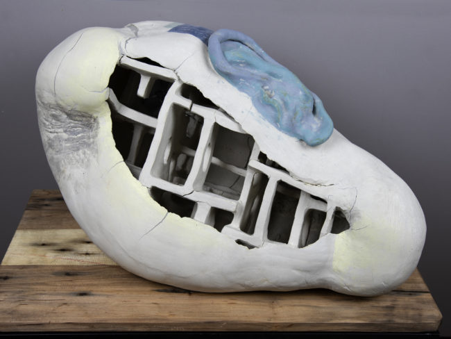 ob. I z cyklu Szeptuchy 2020 r. wym. 61 x 40 x 29 cm