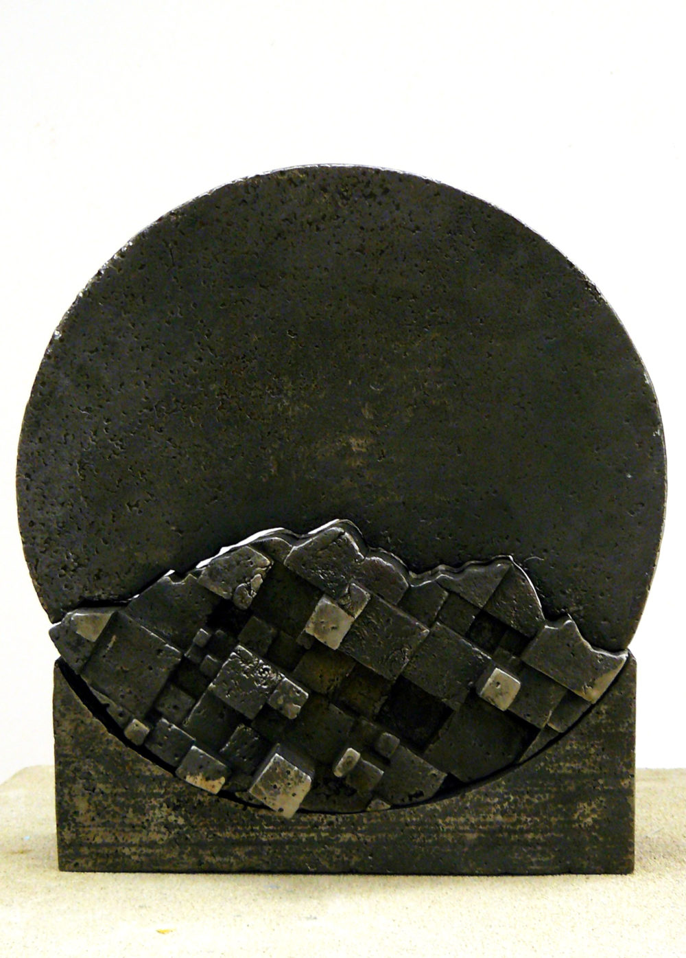 Horyzont 2011 r, wys. 43 cm, szer. 40 cm